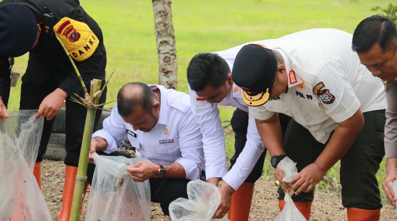 KALAPAS TANJUNGBALAI ASAHAN HADIR PADA GIAT PENYEBARAN BENIH IKAN DI MAKO BRIMOB KOMPI 3 BATALYON B TANJUNGBALAI ASAHAN