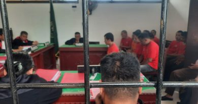 Komplotan Pelemparan Bom Molotov Kerumah Wartawan di Vonis 7 Tahun Penjara, Terduga Otak Pelaku Firdaus Sitepu Dituntut 7 Tahun Penjar