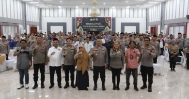 Polda Sumatera Utara menggelar kegiatan Buka Puasa Bersama Polri dan Media pada Kamis (13/3/2025) yang dimulai pukul 16.00 WIB di Aula Tribrat MEDAN – Polda Sumatera Utara menggelar kegiatan Buka Puasa Bersama Polri dan Media pada Kamis (13/3/2025) yang dimulai pukul 16.00 WIB di Aula Tribrata Polda Sumut. Acara ini merupakan bagian dari kegiatan serentak yang diadakan oleh seluruh Polda dan Polres di Indonesia.