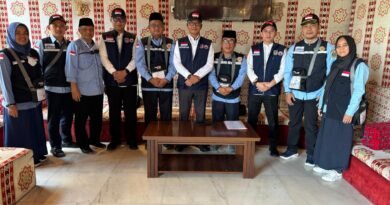 Tim Pengawas Haji Kunjungi Jemaah Calhaj Kloter 22 KNO