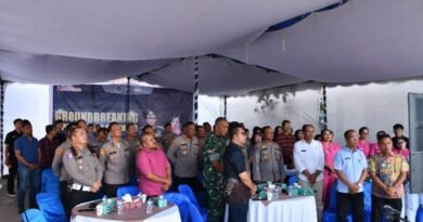 Sekdakab Samosir Ikuti Zoom Meeting Ground Breaking SPPG