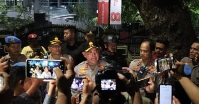 Kapolda Sumut Apresiasi Mahasiswa dan Ojol Gelar Unjuk Rasa Dengan Damai di DPRD Sumut