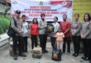 Polres Samosir Gelar Aksi Sosial Berbagi Kepada THL
