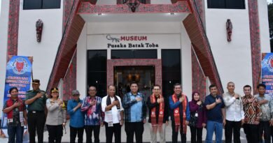 Bupati dan Wabup Samosir Sambut Menteri Kebudayaan di Cagar Budaya Huta Simarmata