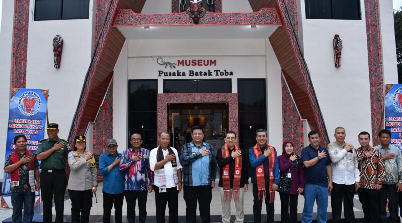 Bupati dan Wabup Samosir Sambut Menteri Kebudayaan di Cagar Budaya Huta Simarmata