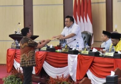 Wakil Ketua DPRD Kota Medan Zulkarnaen Pimpin Paripurna DPRD Medan Bahas Perubahan Perda Sistem Kesehatan