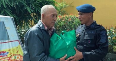 Di Bulan Ramadhan, Brimob Polda Sumut Hadir Berbagi Harapan Lewat Jum’at Berkah