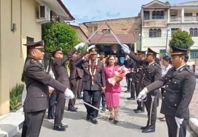 Kapolres Samosir: “Harus Berdoa Agar Tetap Sehat Hingga Pensiun” Lepas Purna Bhakti Kapolsek