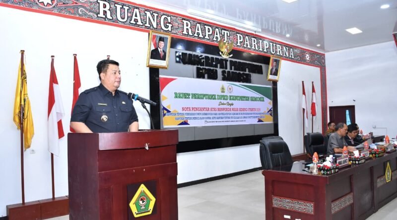 Bupati Samosir Sampaikan Nota Pengantar 4 Ranperda di Rapat Paripurna DPRD