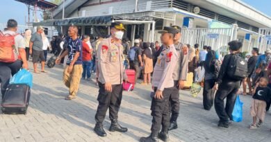 Pastikan Keamanan Libur Lebaran, Kapolres Tapteng Tinjau Langsung Pengamanan Objek Wisata