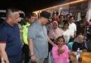 SELURUH PENUMPANG SELAMAT, POLAIRUD TANJUNG TIRAM EVAKUASI KAPAL NELAYAN RUSAK DI PESISIR PULAU SALAH NAMO