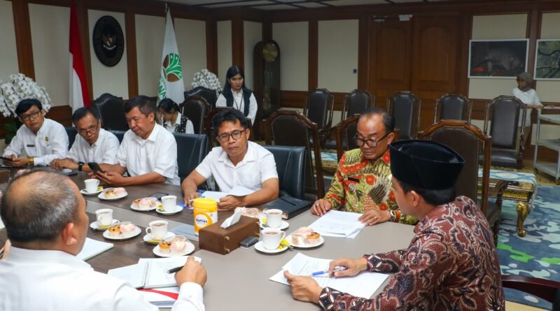 Wabup Samosir Sampaikan Usulan Program Strategis ke Kementerian Kehutanan terkait Kawasan Hutan