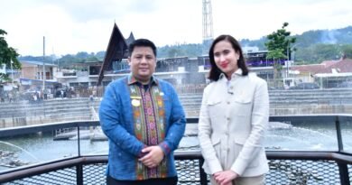 Bupati Samosir Dampingi Menteri Pariwisata RI, Minta Dukungan Pusat