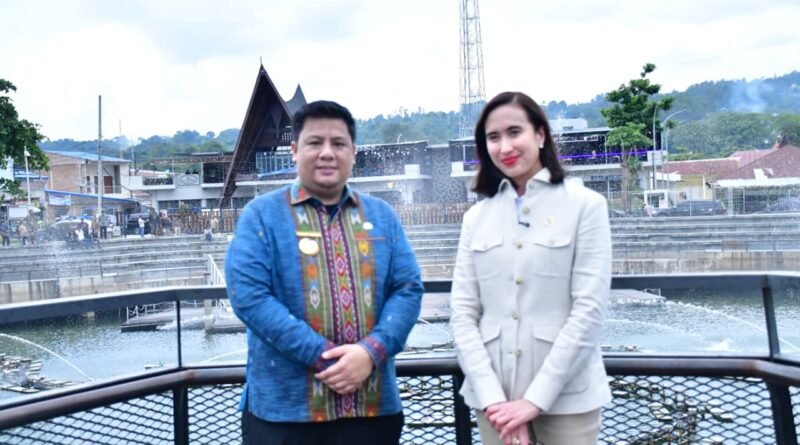 Bupati Samosir Dampingi Menteri Pariwisata RI, Minta Dukungan Pusat