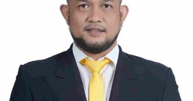 MENEPIS HOAKS SEKENARIO KETUA DPRD MEDAN EDi SuENRA ESENSI KERITIK TELAH MATI