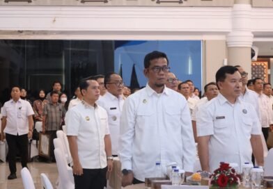 Wabup Terima Piagam Penghargaan dari Menteri Hukum RI