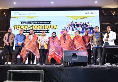 Bupati Samosir Komitmen Dorong Pembangunan Ekonomi Kreatif Wilayah Danau Toba