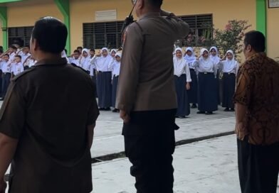 Kanit Samapta Polsek Sunggal Jadi Pembina Upacara Di Yaspend Mulia, Menolak Aksi Gank Motor, Tawuran Dan Penyalahgunaan Narkoba