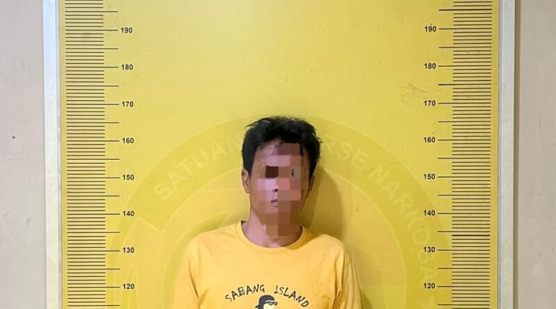 Satres Narkoba Polres Asahan Amankan Pria Pengedar Sabu, Sita 19,60 Gram Barang Satres Narkoba Polres Asahan Amankan Pria Pengedar Sabu, Sita 19,60 Gram Barang Bukti