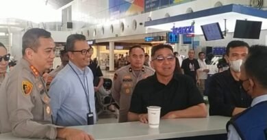 Kapolresta Deli Serdang Dampingi Wakapolda Sumut Tinjau Situasi Bandara Kualanamu Terkait Pembatalan Penerbangan