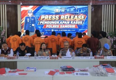 Polres SamosiPolres Samosir Ungkap Sejumlah Kasus, dari Narkotika hingga Pembalakan Liar dan Pemerasan