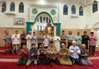 Kapolsek Sunggal Sholat Subuh Keliling Di Masjid Al Ikhlas Jalan Merak Sei Sekambing B